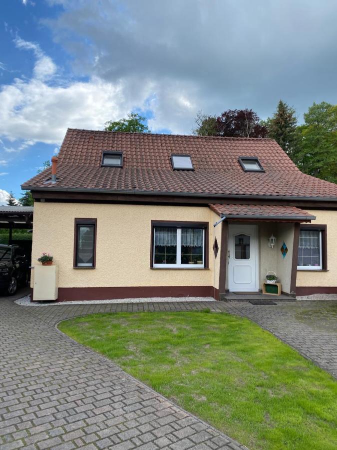 Ferienwohnung Zum Schloss 哈尔伯 外观 照片